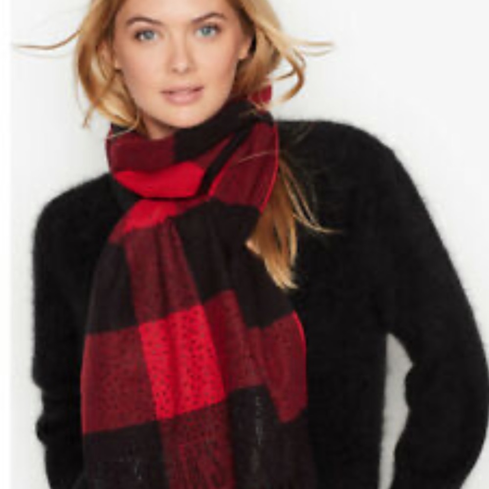 Victoria’s Secret Winter Angel Collection Scarf